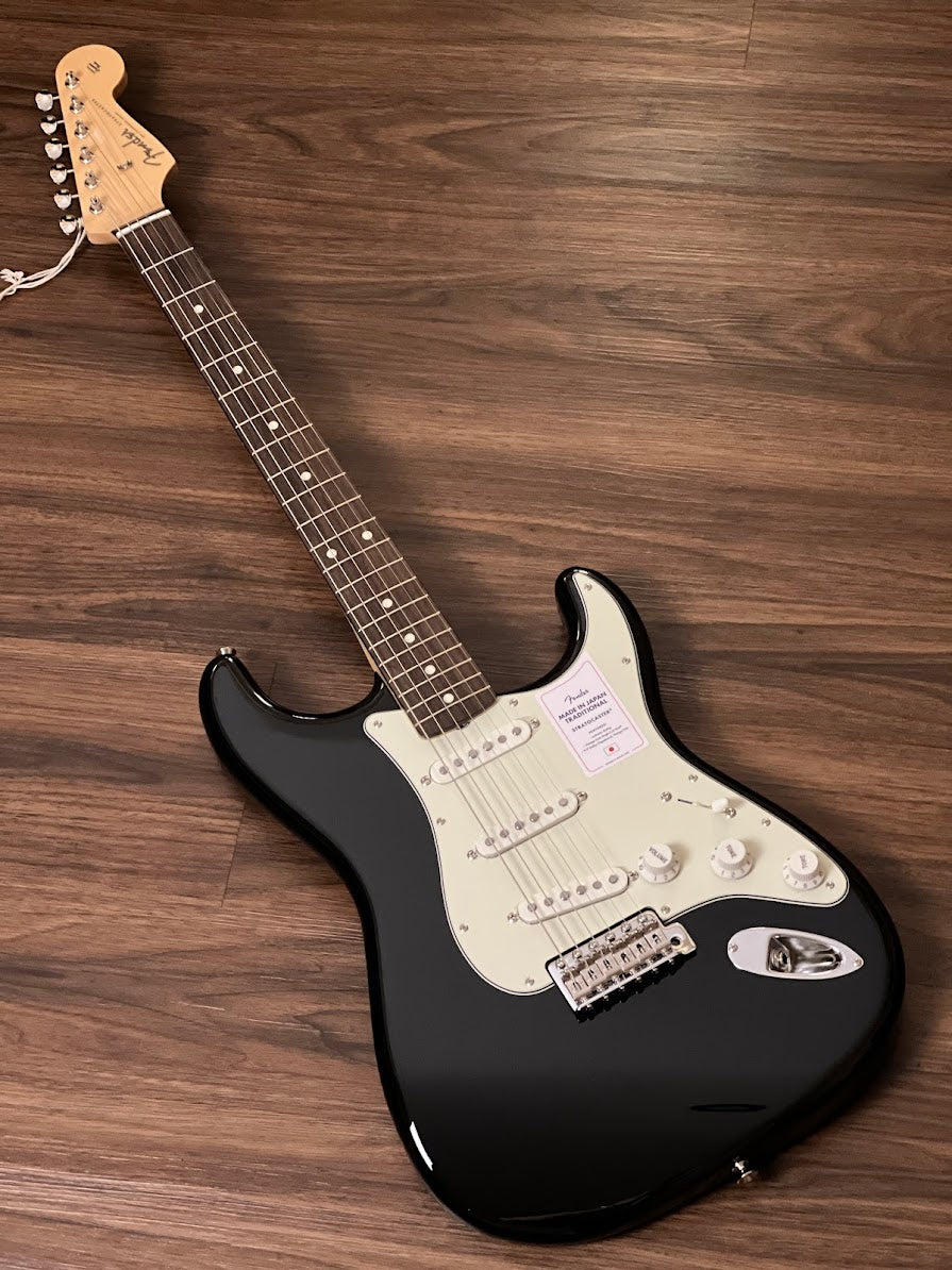 Fender Japan Traditional II 60s Stratocaster with RW FB in Black