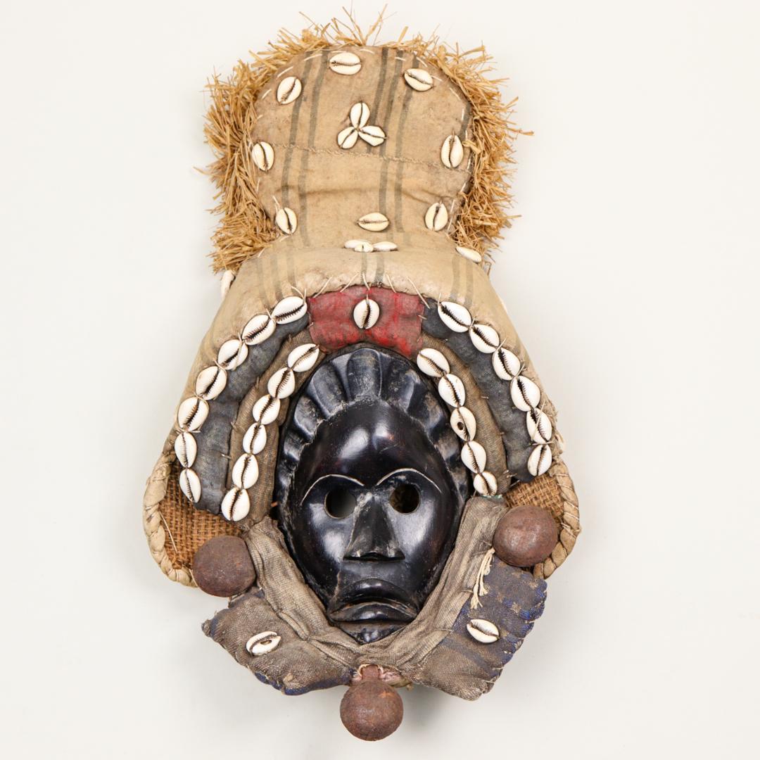 アンゴラ共和国 チョクウェ族 ムカンダ マスク Headdress/Mask Chokwe Cikunza | DuSable Black History Museum and