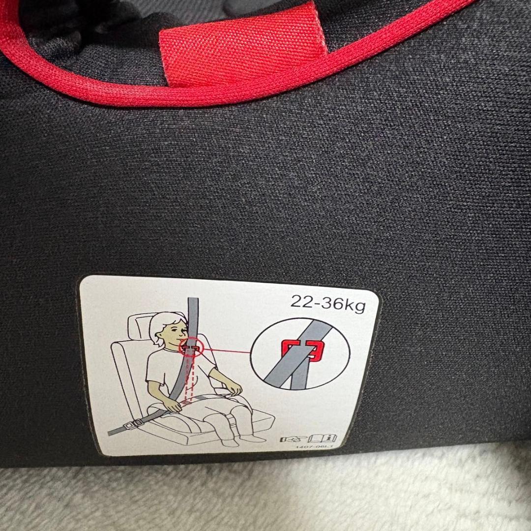 美品　RECARO レカロ J3 ジュニアシート　 ジェイスリー　ブラック　黒