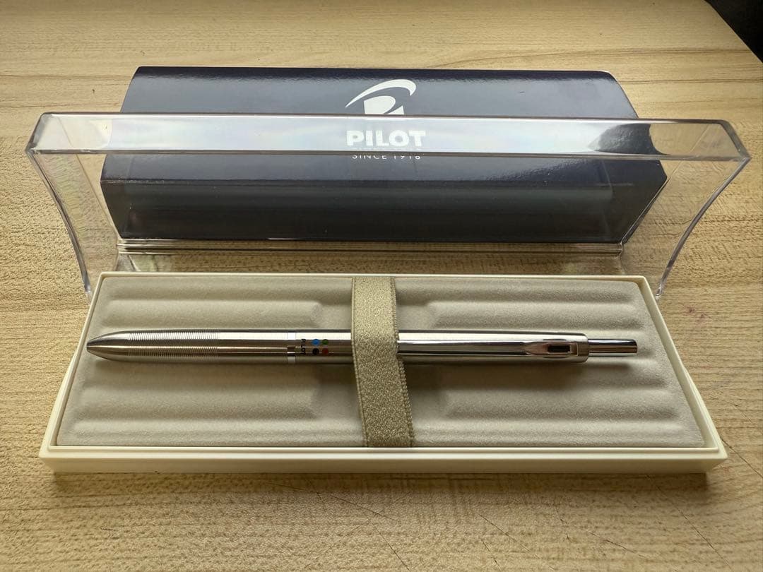 PILOT 多色ボールペン シルバー廃盤パイロット4色昭和レトロ激レア